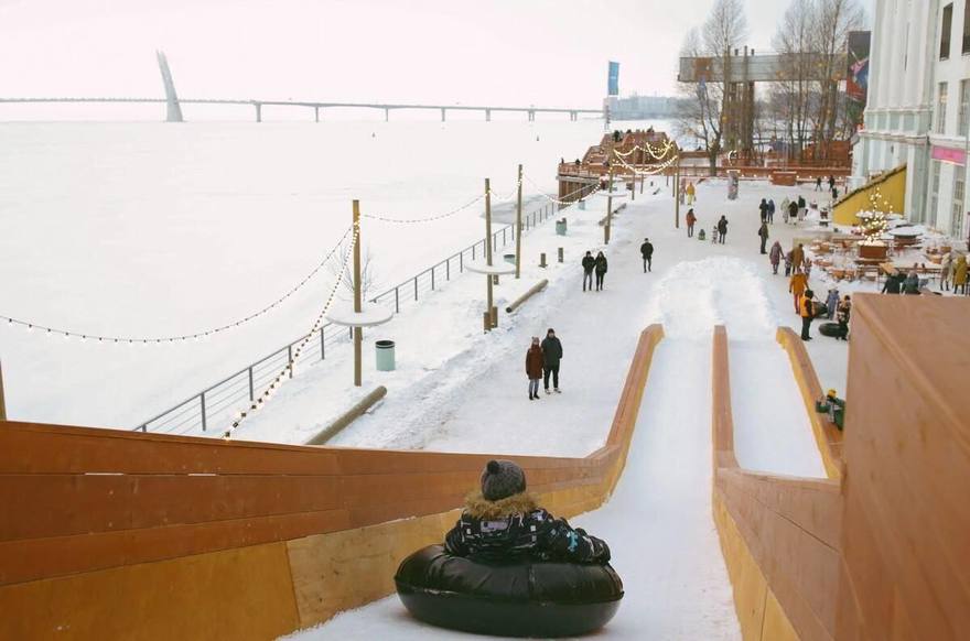 Уже в эту субботу в Севкабеле откроется зимняя «Горка у моря»