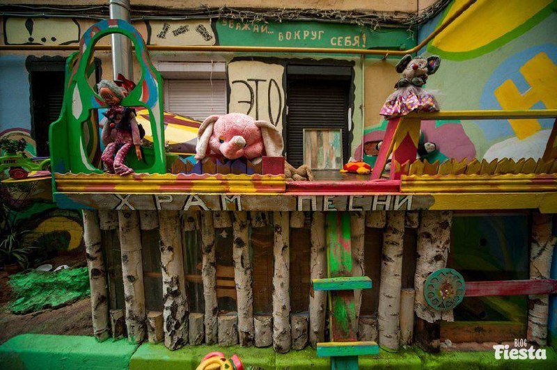 Неизвестные подожгли подвал известного петербургского художника Нельсона 