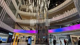 Долгожданный «Голливуд» открылся сегодня в Петербурге и уже принимает первых посетителей.