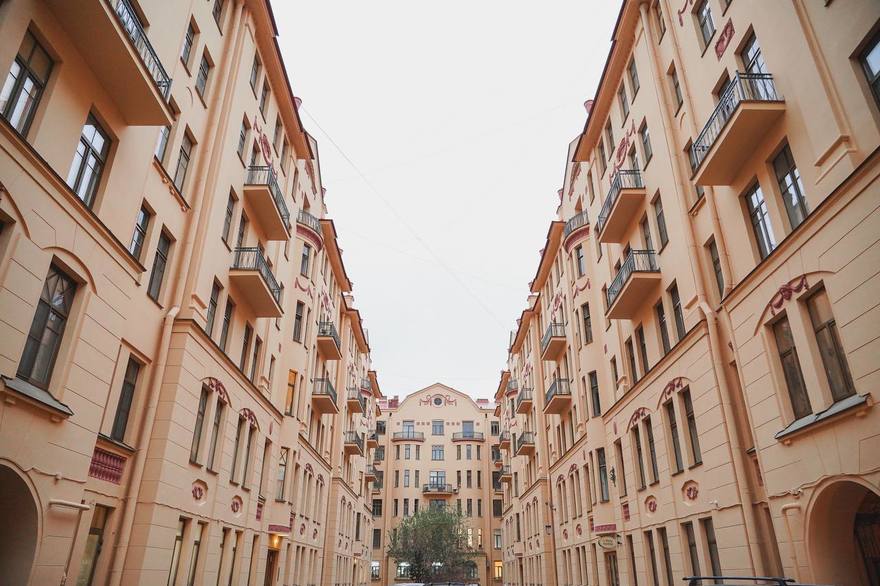 На Рубинштейна отреставрировали дом, в котором жил Сергей Довлатов