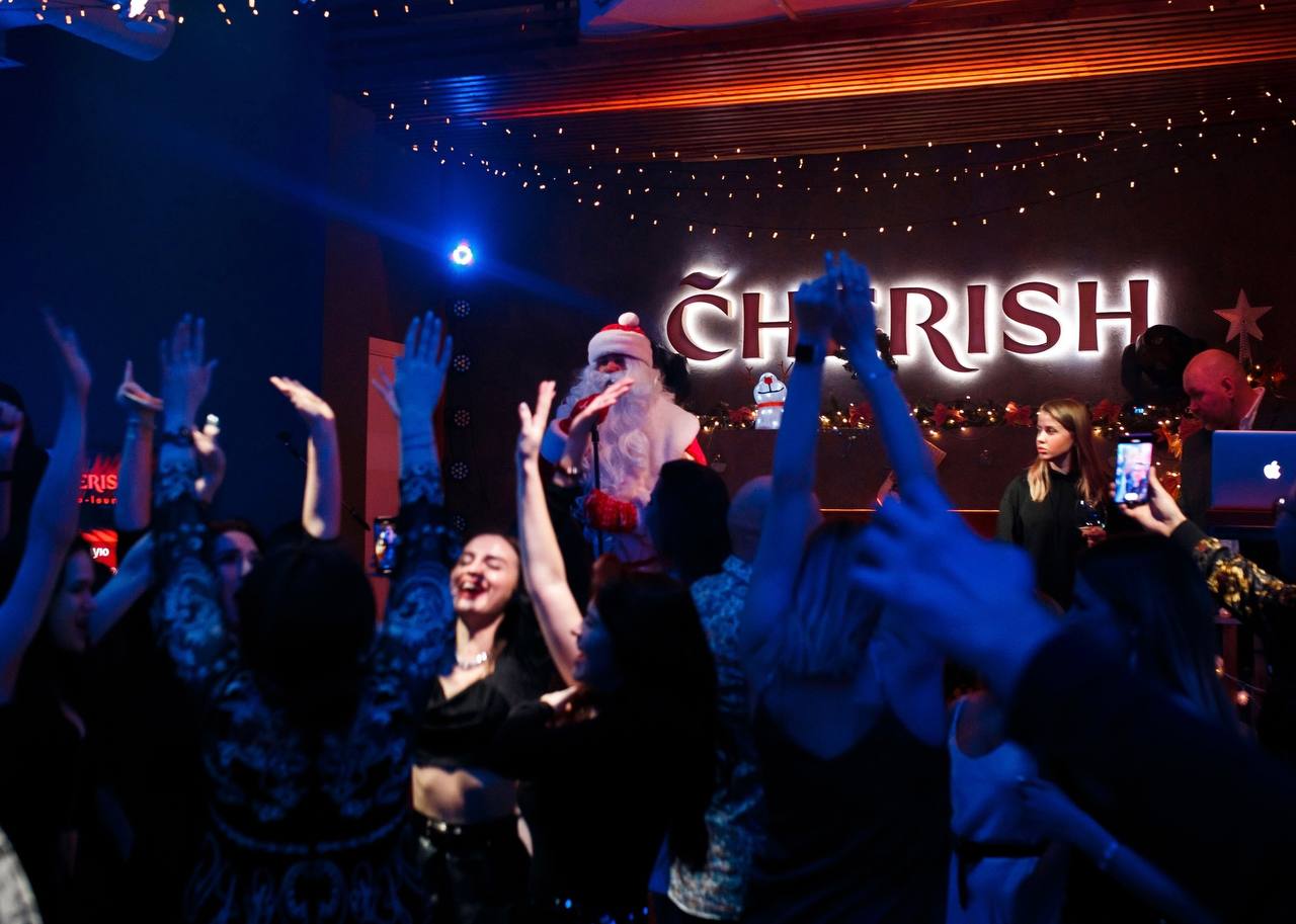 Новогодний Огонёк 2026 в Cherish