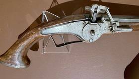 В Выборге во время раскопок нашли артефакт XVII века — это колесцовый замок от пистолета 