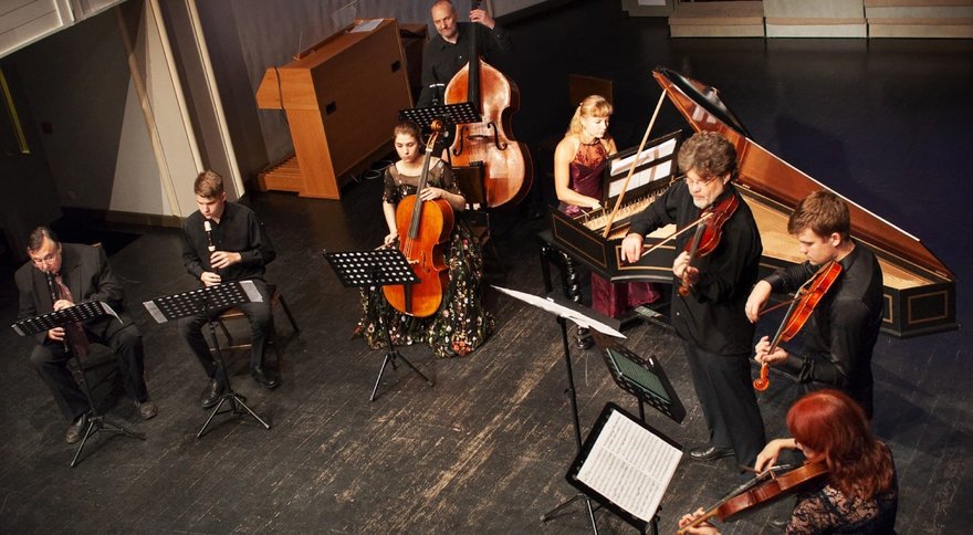 Фестиваль «От Рождества до Рождества». Концерт старинной ансамблевой музыки «С вершины Монблан»