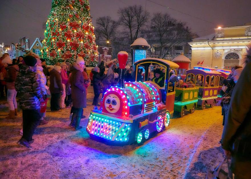 «Паровозик на колёсах» заработает на Манежной площади с 13 декабря. 