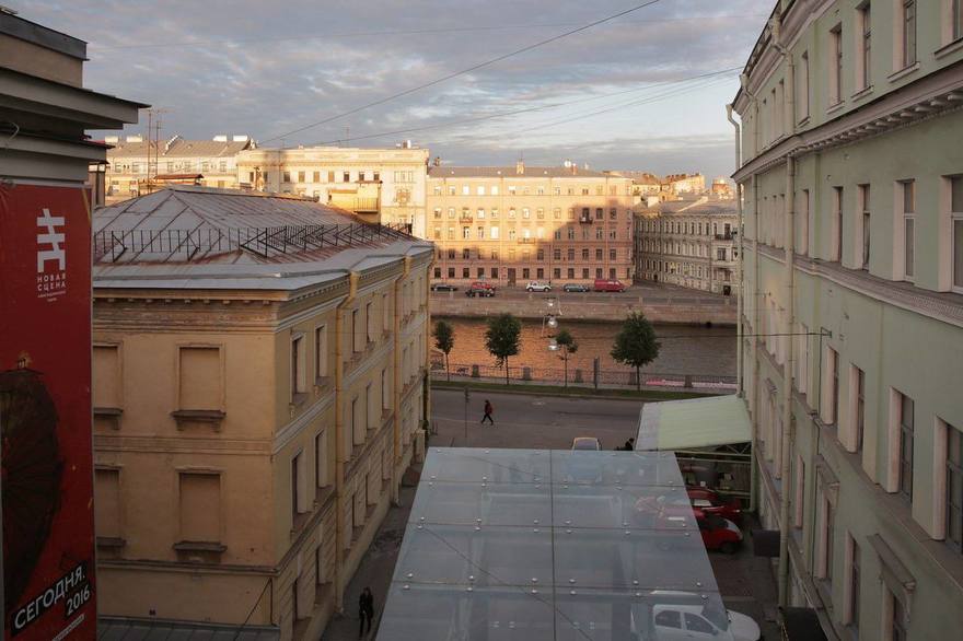 Крыша Новой сцены Александринского театра снова откроется этим летом