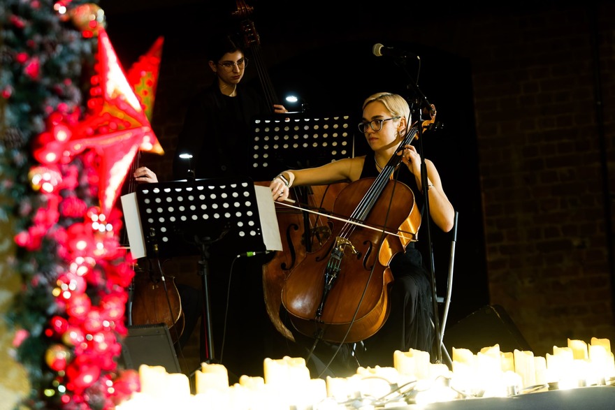 Рождественский концерт «Легенды русского рока на виолончелях» при свечах