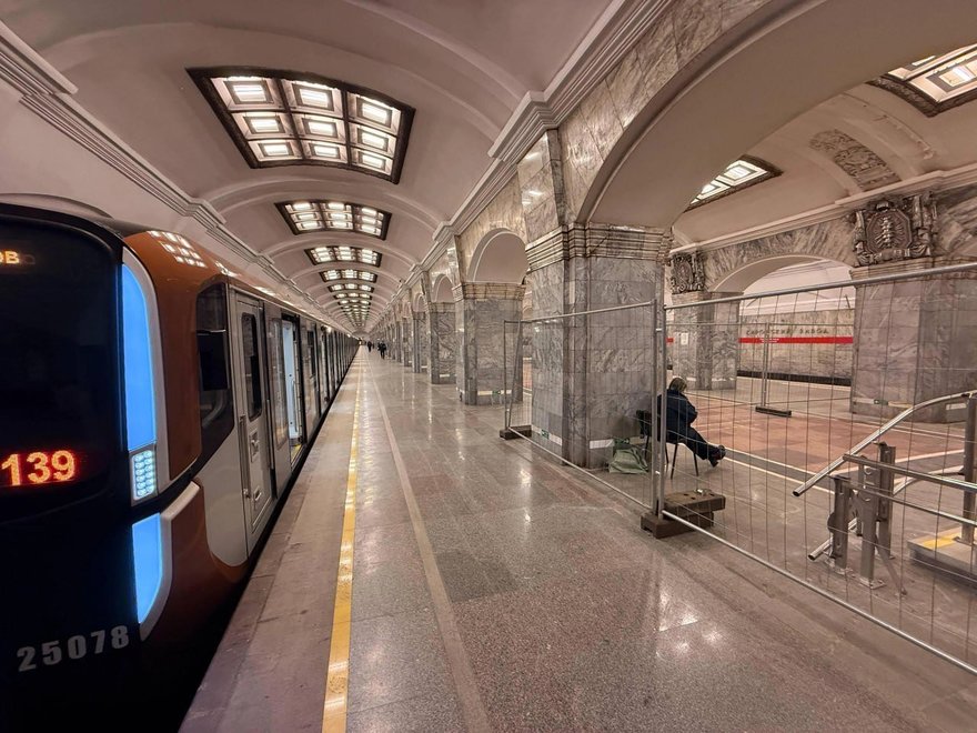 Вот так выглядит новый переход со станции «Кировский завод» на ещё не открытую «Путиловскую».