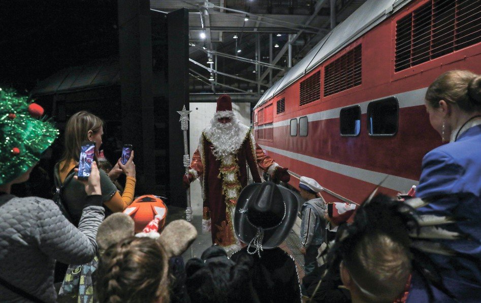 Новогодняя программа «По следам волшебного вагончика» в музее железных дорог