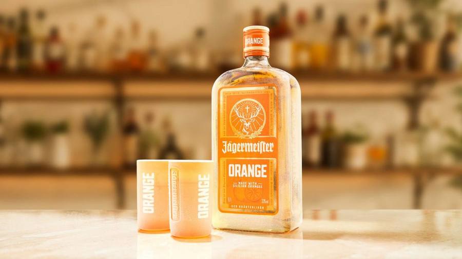 Апельсиновый Jägermeister начали продавать в России.
