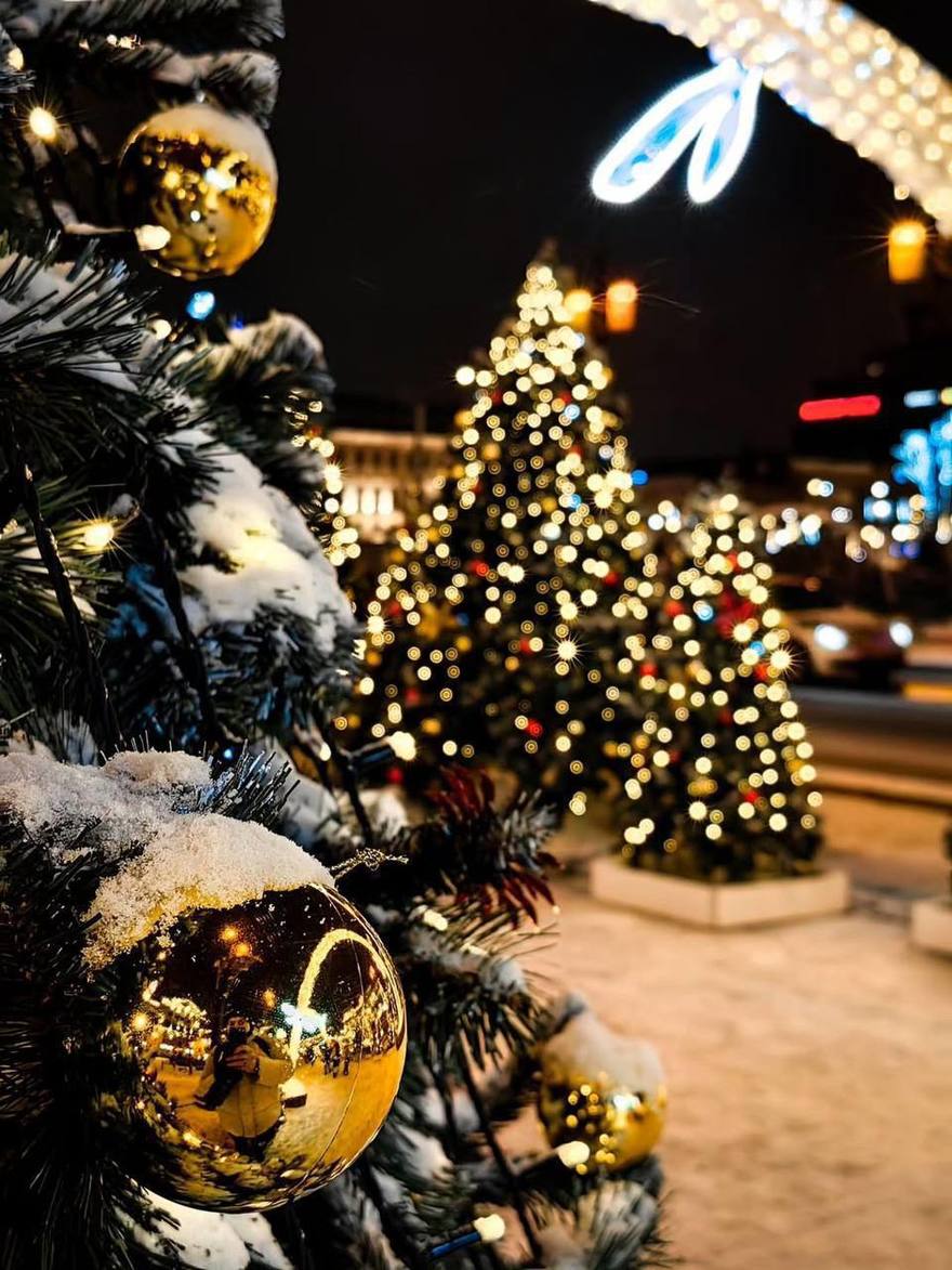 На Сенной творится настоящее новогоднее волшебство