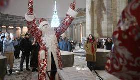 Деды Морозы и Снегурочки прокатятся на велосипедах по Петербургу 11 января