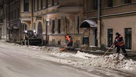 За неделю с улиц Петербурга вывезли рекордные 315 тысяч кубометров снега
