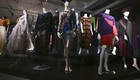 Выставка «Петербургский стиль. Модельеры Северной столицы. 1980–2010 годы»