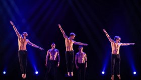 Театр танца «Шторм»: шоу под дождём, которое покорило мир