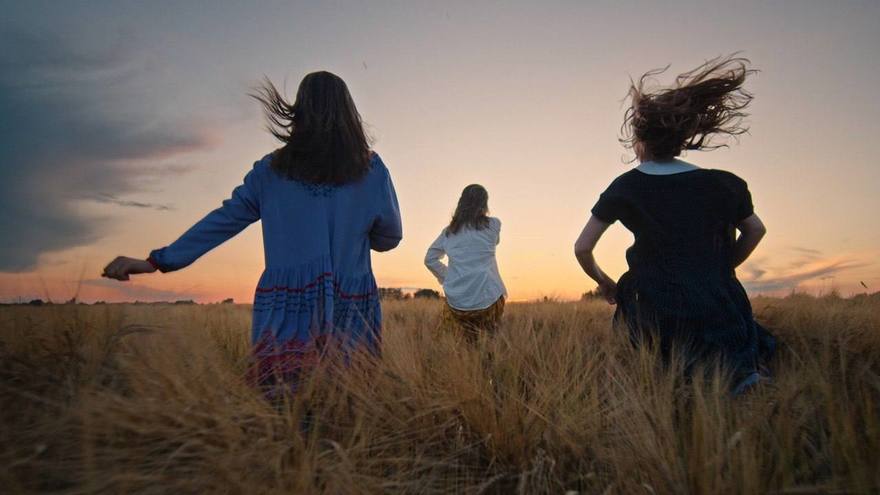 В кинотеатре «Аврора» состоится премьера документального фильма Сергея Дебижева «Суздаль. 1000 лет и один день»