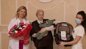 В Петербурге 45‑летняя женщина в очередной раз стала мамой — на свет появился её одиннадцатый ребёнок