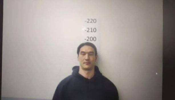 Нурлан Сабуров заявил, что не владеет русским языком и попросил предоставить ему переводчика