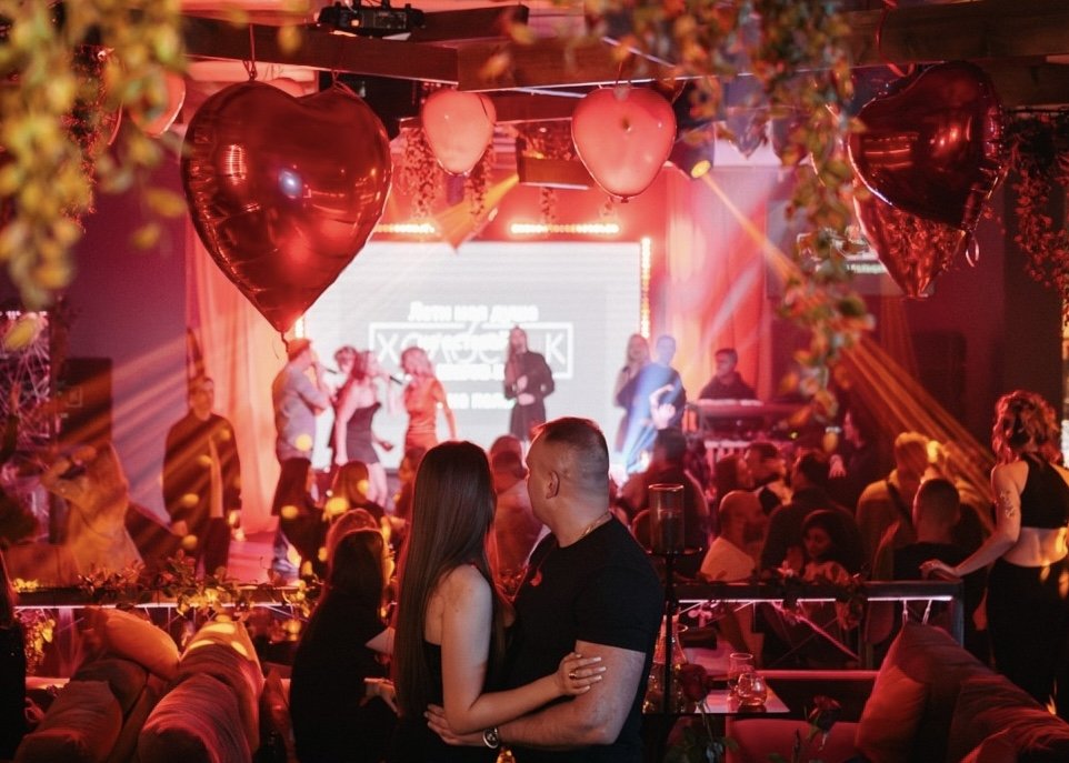 День всех влюбленных в караоке-ресторане CHERISH