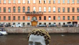 10 февраля Петербург вспоминает Пушкина — 189 лет назад поэт умер в квартире на Мойке, 12, после дуэли на Чёрной речке.  