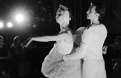 Магия свечей. Людовико Эйнауди: Балет «A. M. O. R. E.»