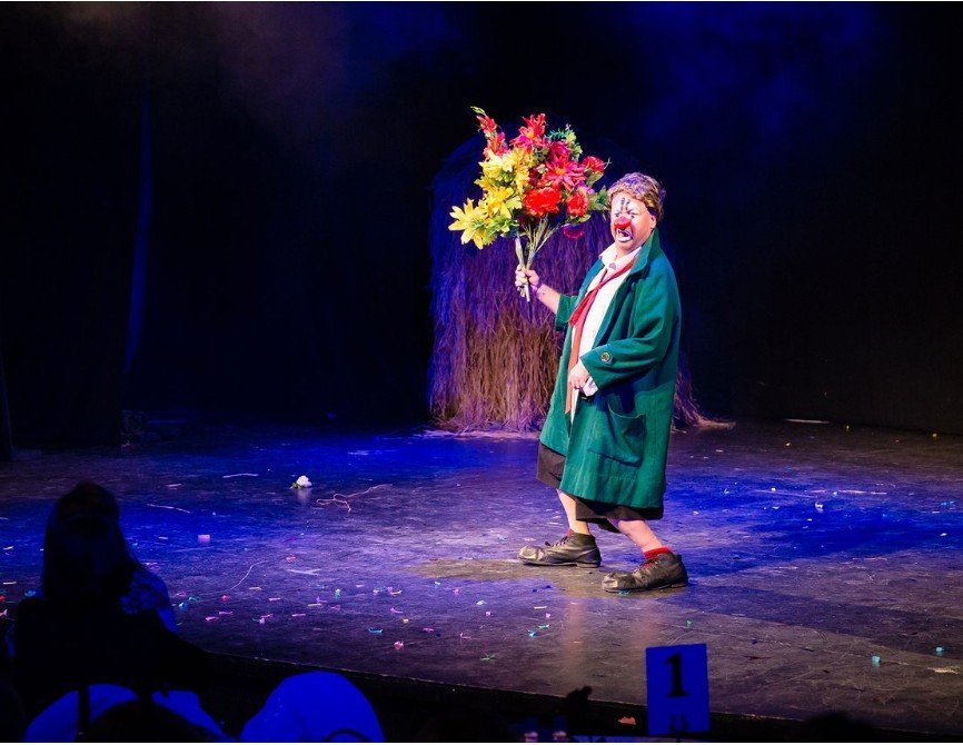 Спектакль «Женское счастье» в театре «Лицедеи» 