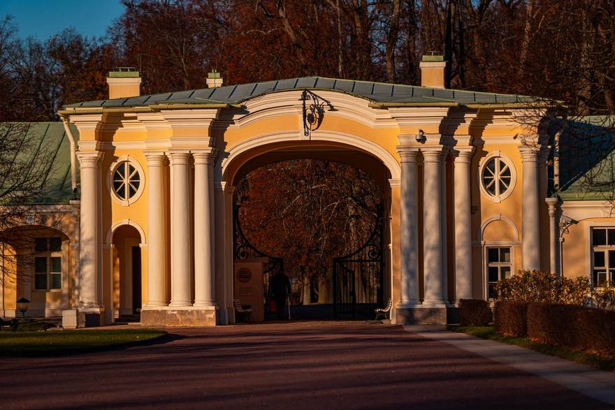 До 25 апреля вход в парк Ораниенбаум бесплатный для всех посетителей. 