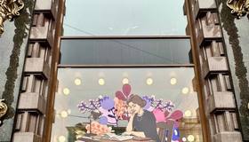 Дом книги украсили портретами известных писательниц к 8 Марта