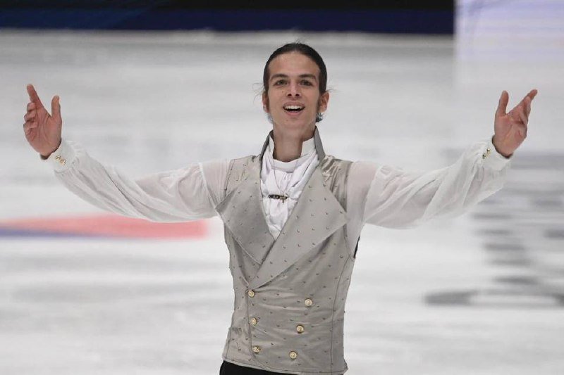 Петербургский фигурист Пётр Гуменник получит более 345 тысяч рублей за выступление на Олимпиаде, где он занял шестое место. Соответствующую выплату утвердили городские власти.