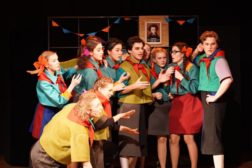 Музыкальный спектакль «Что случилось в пятом "Б"» 