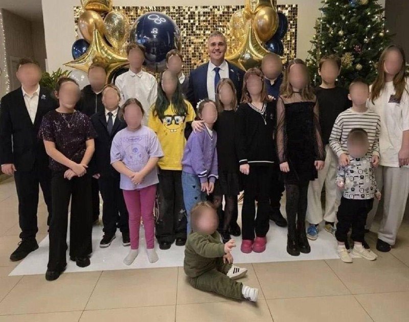 В семье главы Колтушей под Петербургом Эдуарда Чирко родился 33-й ребёнок