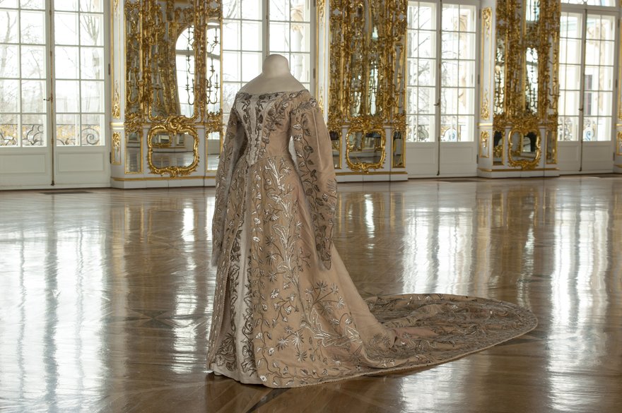 Выставка «Северное солнце»