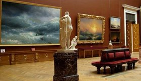 Русский музей вошёл в десятку самых посещаемых музеев мира, заняв 6-е место в рейтинге The Art Newspaper. Также он признан лучшим музеем страны, показав рекордный прирост посетителей — более 40 % за год. Впереди — Лувр, музеи Ватикана и Национальный музей Кореи.