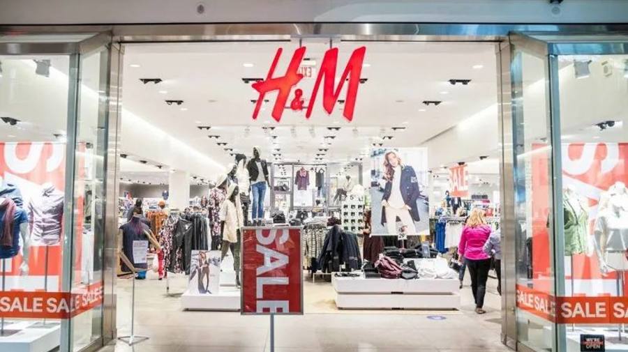 Forbes: За год в Петербурге закрылись тысячи магазинов
