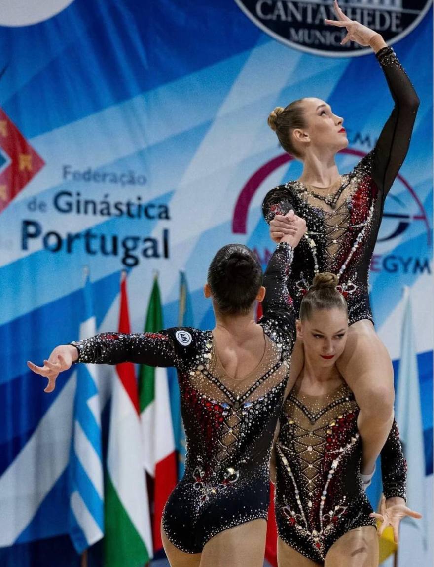 Спортсменки из Санкт-Петербурга завоевали две медали на этапе Кубка мира по спортивной аэробике в Португалии.