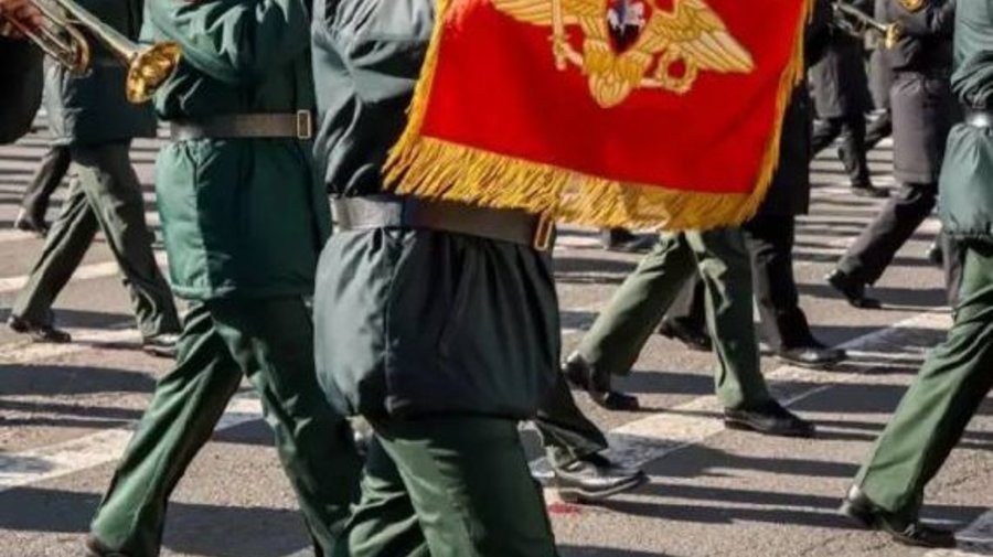 Первая репетиция парада Победы прошла на Дворцовой площади.
