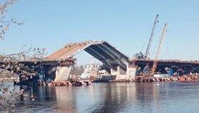 В Петербурге развели Большой Смоленский мост — ключевой элемент новой магистрали в обход центра