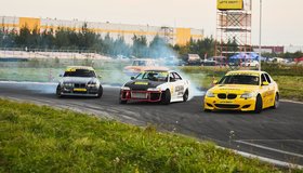 Автодром Фест: кольцевые гонки, дрифт, тюнинг выставка и дрифт такси