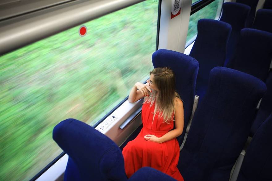 С 1 июля электрички переезжают на Ладожский вокзал