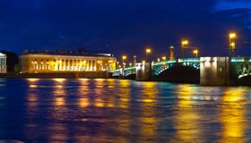 Фестиваль еды и напитков «Синие ночи» 