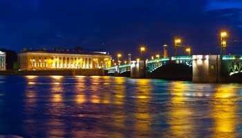Фестиваль еды и напитков «Синие ночи» 