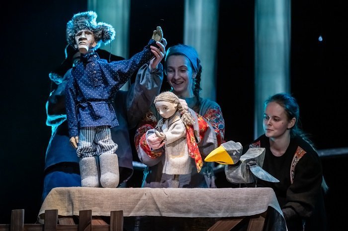 Спектакль «Стальное колечко» 