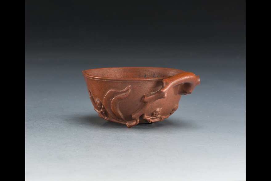 Выставка «Керамика Исина в собраниях Петербурга и Москвы. XVII — вторая половина XX века»