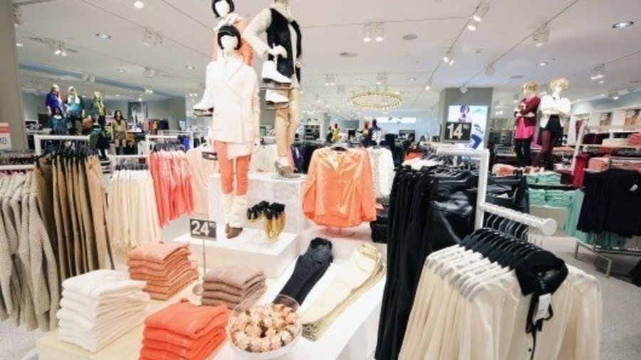 В магазинах H&M стартуют скидки до 70%