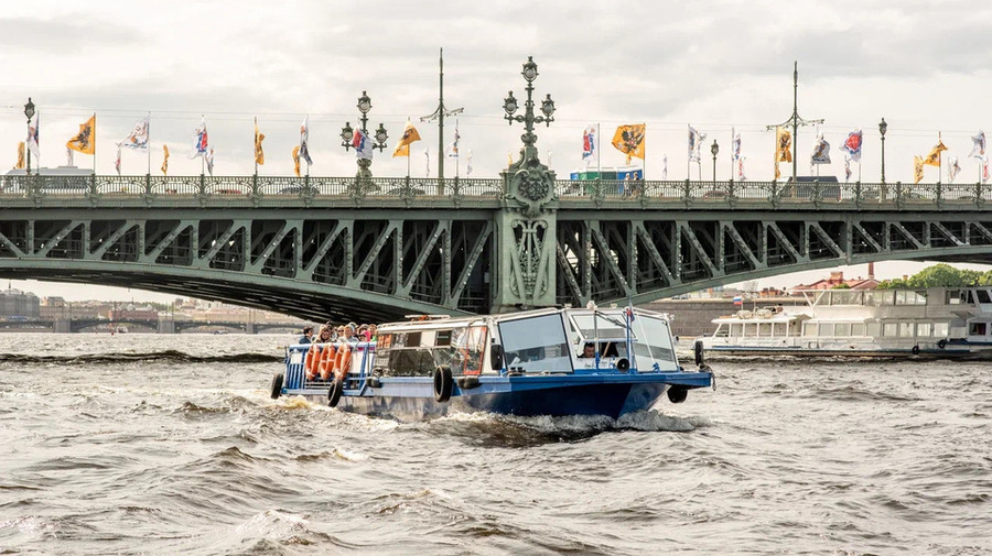 Большое петербургское кольцо – прогулка вокруг Васильевского острова с авторской экскурсией и живой музыкой