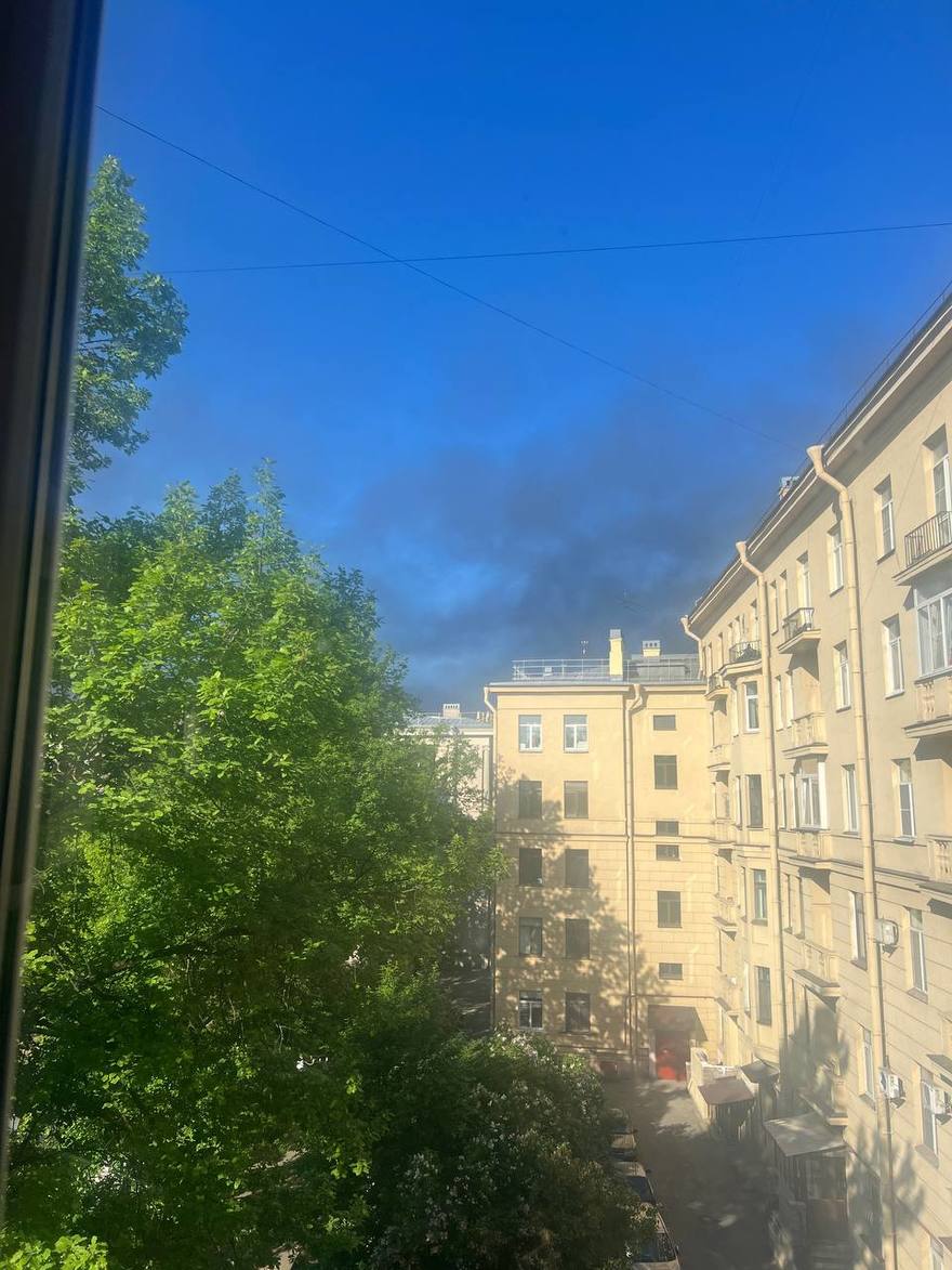 Александр Беглов подтвердил атаку БПЛА на три района Петербурга и сообщил о пострадавших