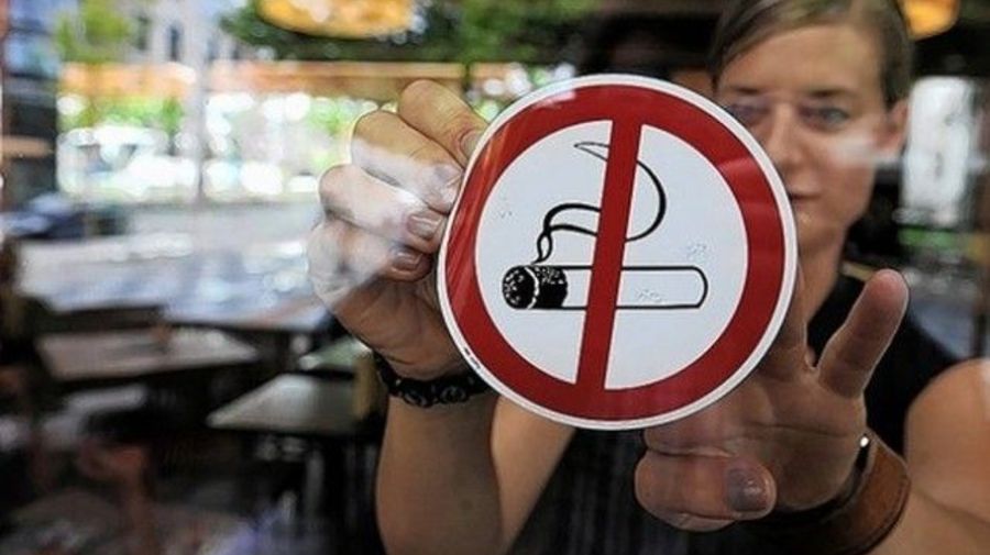Курение на летних верандах все-таки запретили