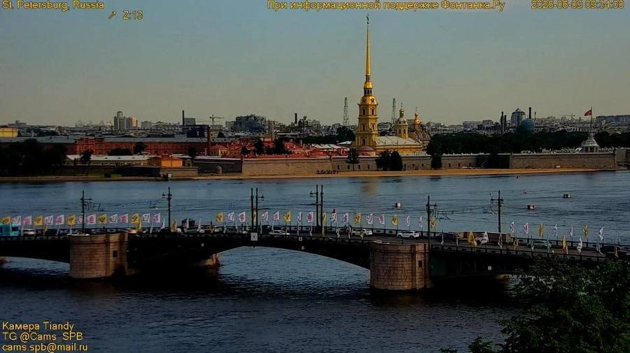В центре Петербурга началась подготовка к «Алым парусам»