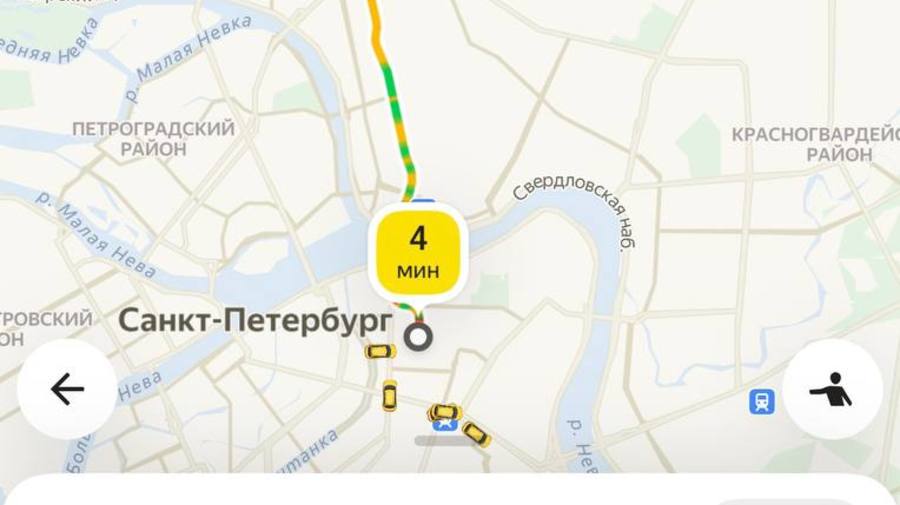 Яндекс взвинтили цены на такси из-за ливня 
