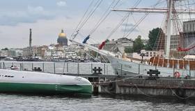 В Петербург прибыл главный символ «Алых парусов»