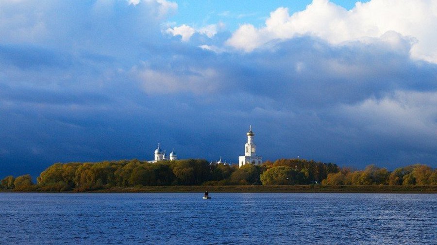 Река Волхов